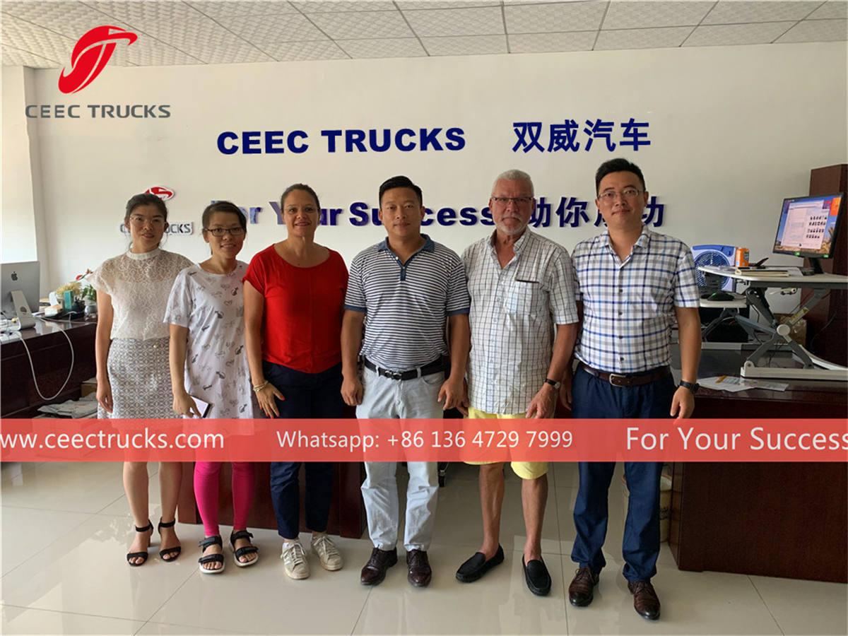 モーリシャス - スキップローダー上部ボディ輸出