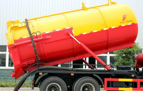 19CBM浄化槽清掃車をケニアへ輸出