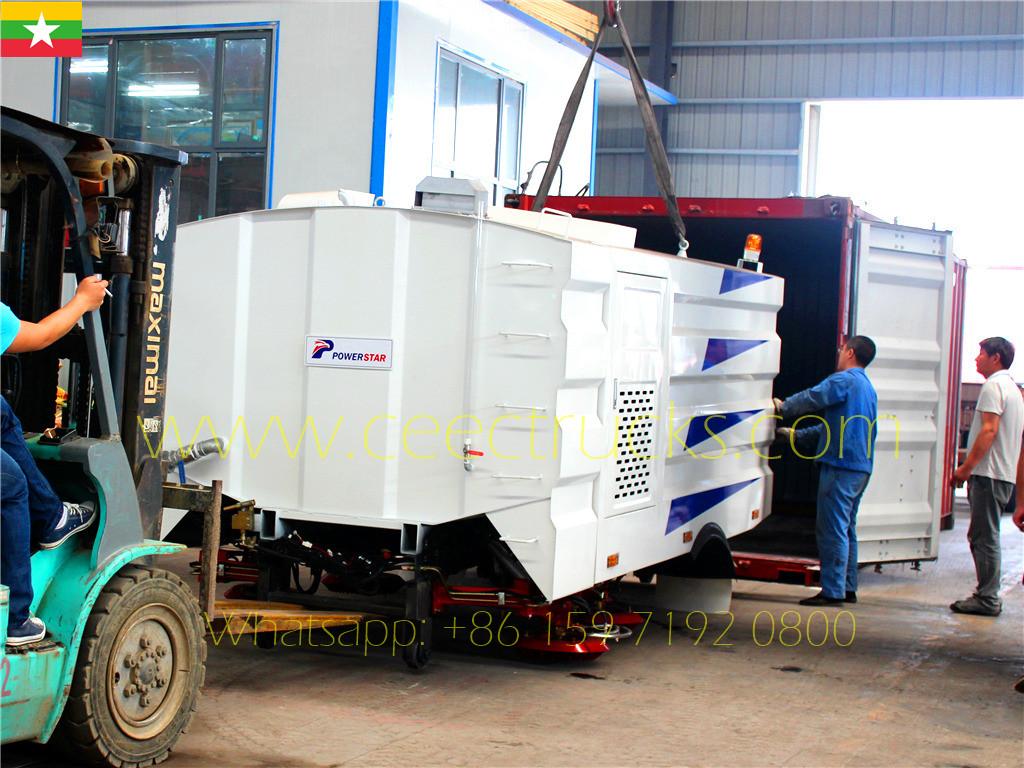 東アジアのお客様が試供品として5cbm道路清掃キットを購入