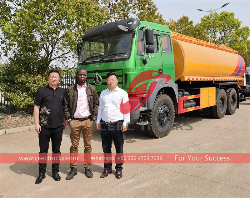 タンザニア - ベイベン燃料タンクローリー2台輸出
